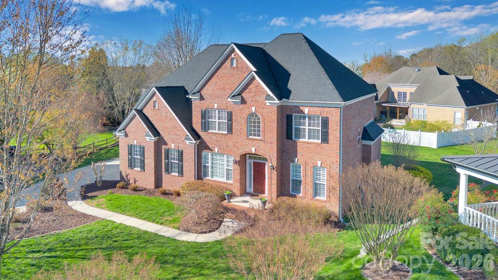 695 Summerford Court NW, Concord, NC 28027