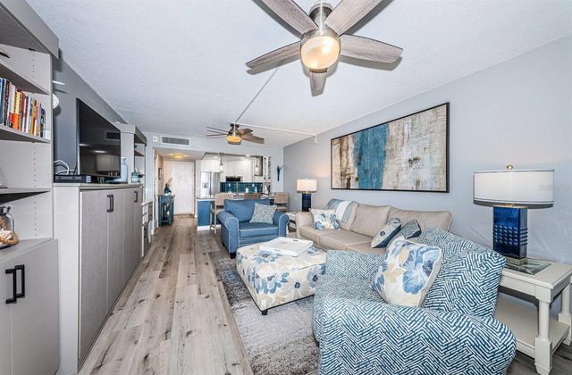 6295 BAHIA DEL MAR CIRCLE 505, St Petersburg, FL 33715