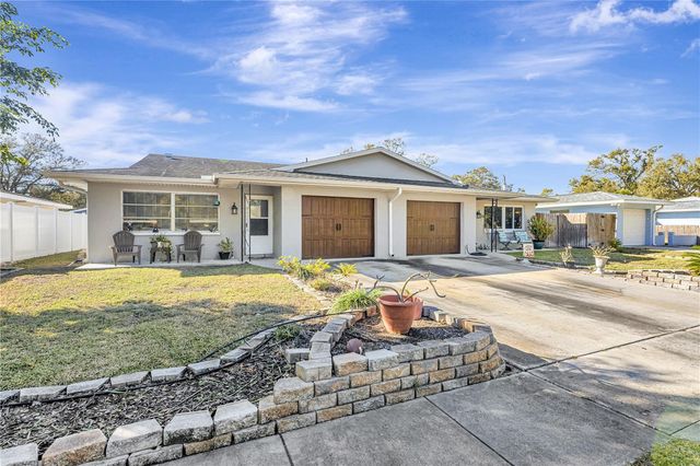 1300 AMBLE LANE, Clearwater, FL 33755