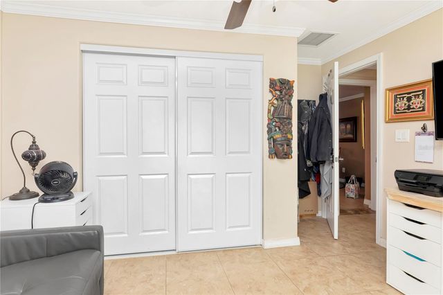 1300 AMBLE LANE, Clearwater, FL 33755