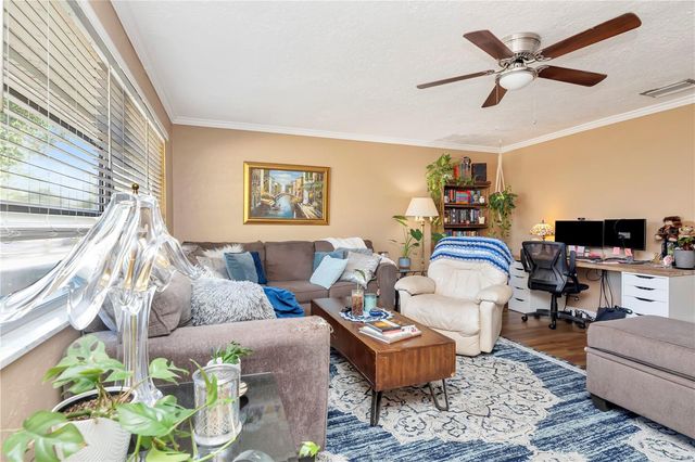 1300 AMBLE LANE, Clearwater, FL 33755