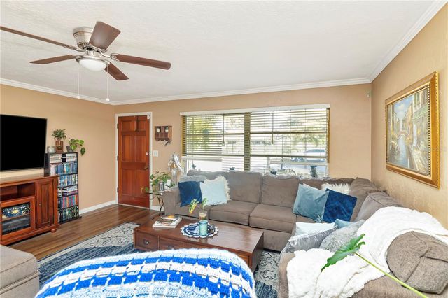 1300 AMBLE LANE, Clearwater, FL 33755