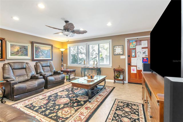 1300 AMBLE LANE, Clearwater, FL 33755