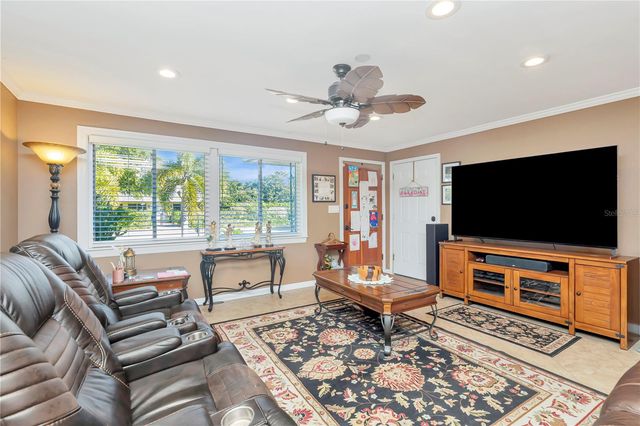 1300 AMBLE LANE, Clearwater, FL 33755