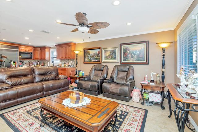 1300 AMBLE LANE, Clearwater, FL 33755