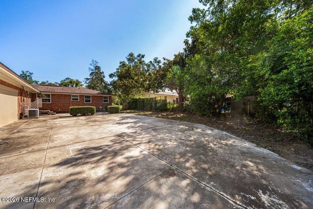 5404 FLORAL Avenue, Jacksonville, FL 32211