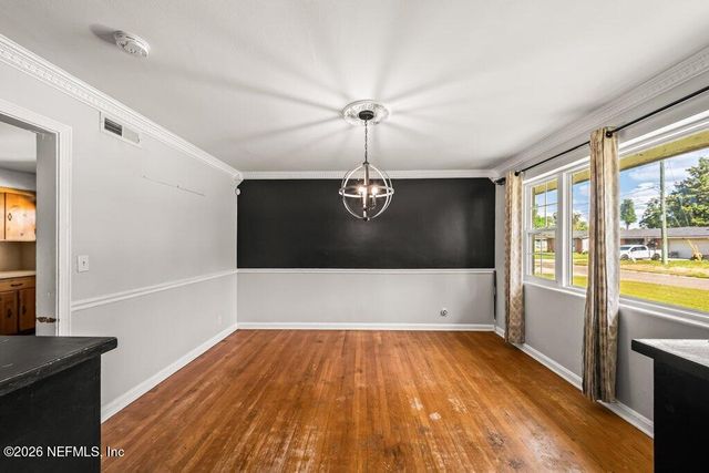 5404 FLORAL Avenue, Jacksonville, FL 32211