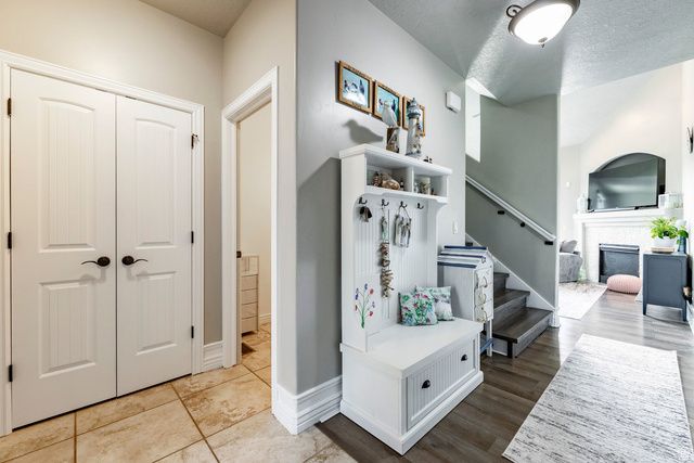 283 E NECHATEL DR, Draper, UT 84020