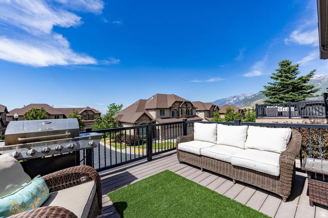 283 E NECHATEL DR, Draper, UT 84020