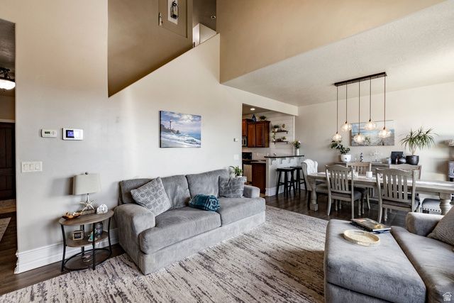 283 E NECHATEL DR, Draper, UT 84020