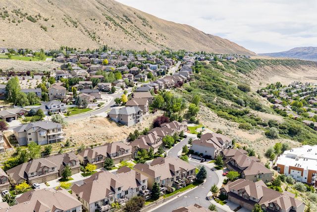283 E NECHATEL DR, Draper, UT 84020