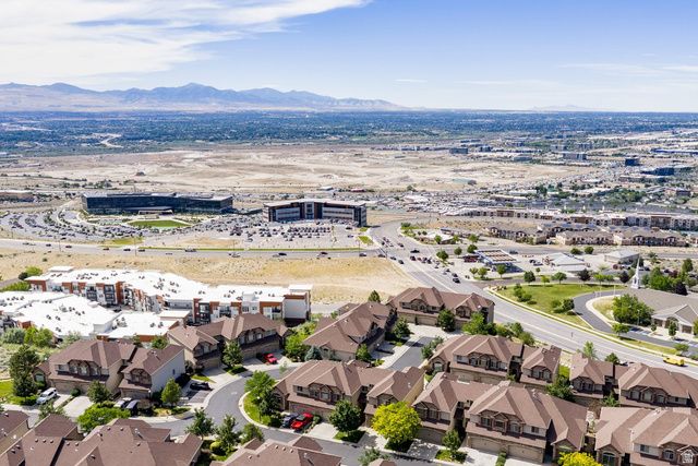 283 E NECHATEL DR, Draper, UT 84020