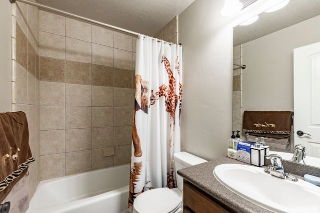 283 E NECHATEL DR, Draper, UT 84020