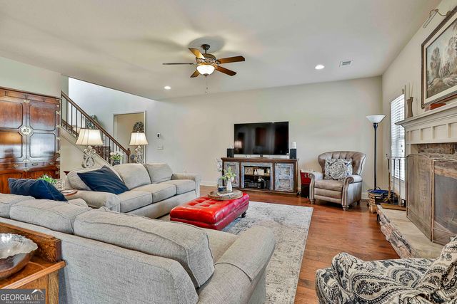 20 Water Oak Drive, Sharpsburg, GA 30277