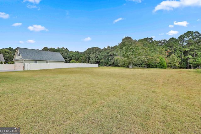 20 Water Oak Drive, Sharpsburg, GA 30277