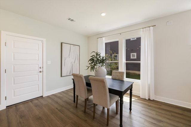 511 Emory Crossing BLVD, Hutto, TX 78634