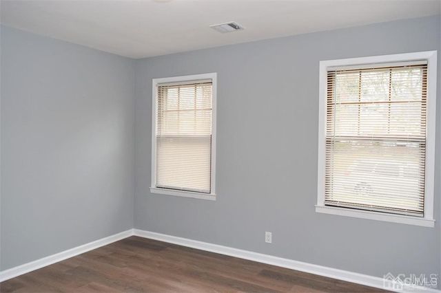 80 Dewey Avenue, Colonia, NJ 07067