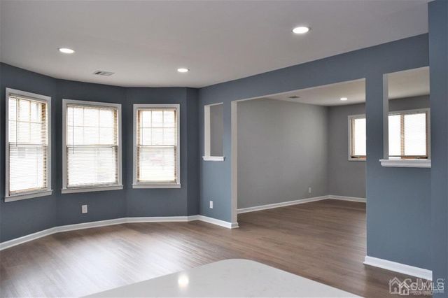 80 Dewey Avenue, Colonia, NJ 07067