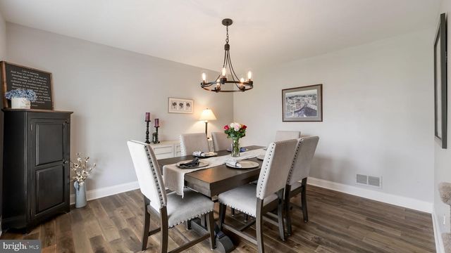 129 STEEPLECHASE DR, Doylestown, PA 18901