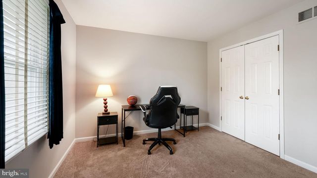 129 STEEPLECHASE DR, Doylestown, PA 18901