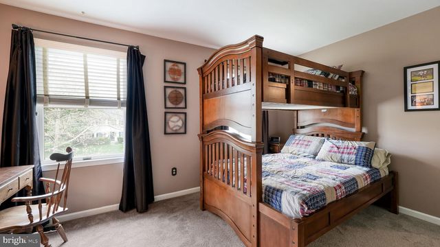 129 STEEPLECHASE DR, Doylestown, PA 18901