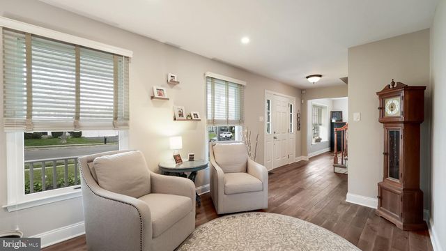 129 STEEPLECHASE DR, Doylestown, PA 18901