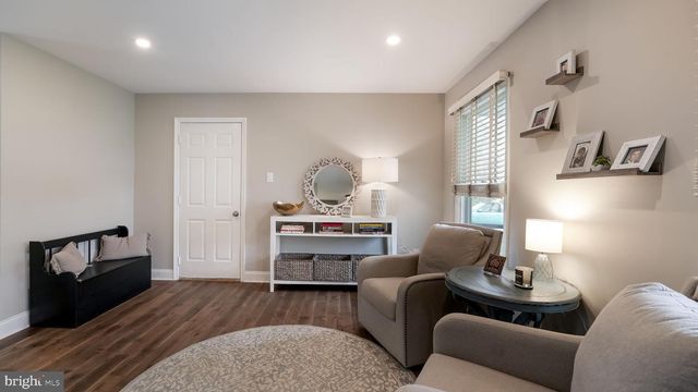 129 STEEPLECHASE DR, Doylestown, PA 18901