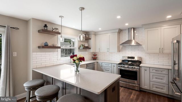 129 STEEPLECHASE DR, Doylestown, PA 18901