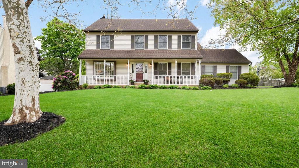 129 STEEPLECHASE DR, Doylestown, PA 18901