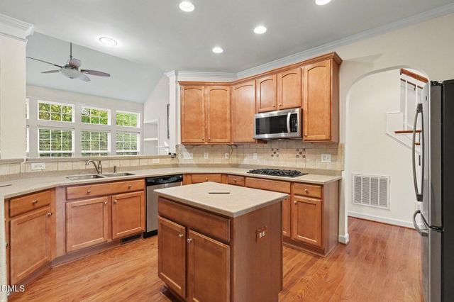 3121 Hummer Way, Raleigh, NC 27614