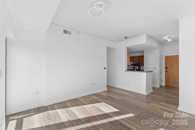 715 N Church Street 502, Charlotte, NC 28202