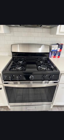 2319 Hollywood Street, Dickinson, TX 77539