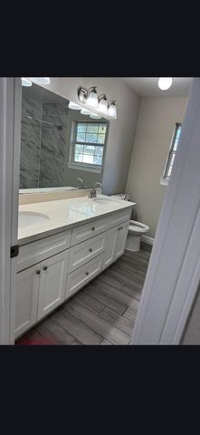 2319 Hollywood Street, Dickinson, TX 77539