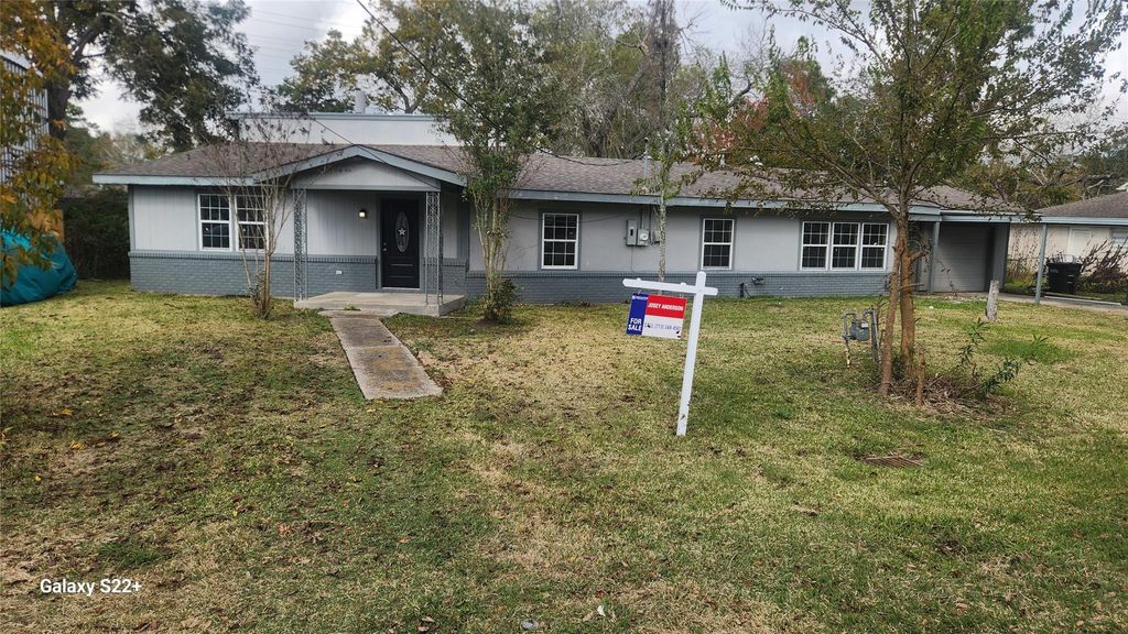 2319 Hollywood Street, Dickinson, TX 77539
