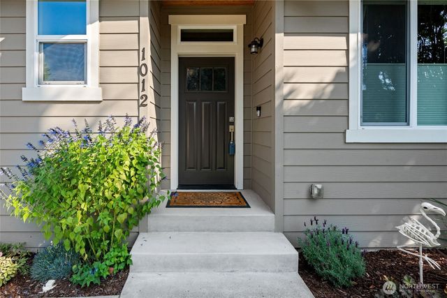 1012 High Avenue, Bremerton, WA 98337