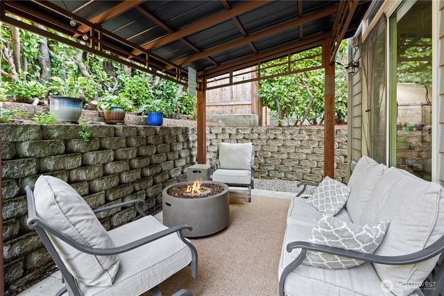 1012 High Avenue, Bremerton, WA 98337