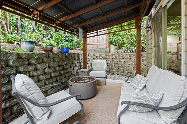 1012 High Avenue, Bremerton, WA 98337