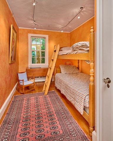 63 Prospect St., Northampton, MA 01060