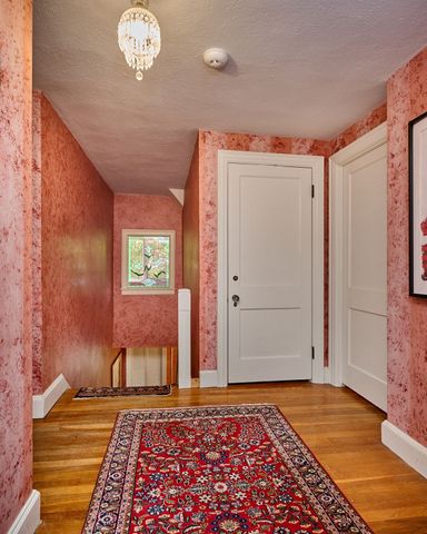 63 Prospect St., Northampton, MA 01060