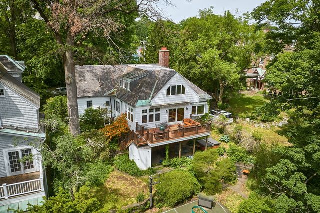 63 Prospect St., Northampton, MA 01060