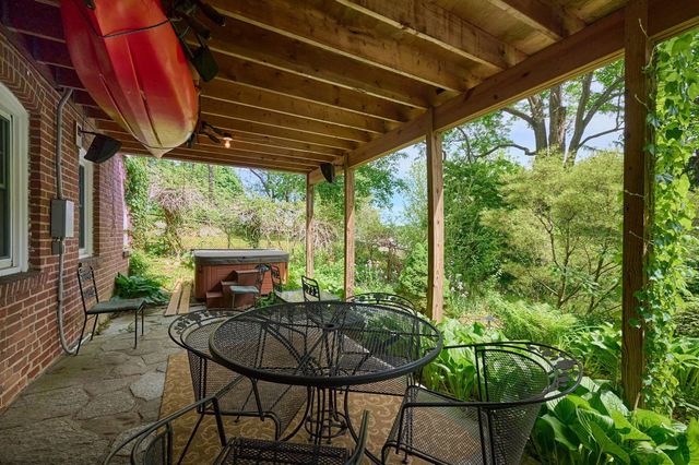63 Prospect St., Northampton, MA 01060