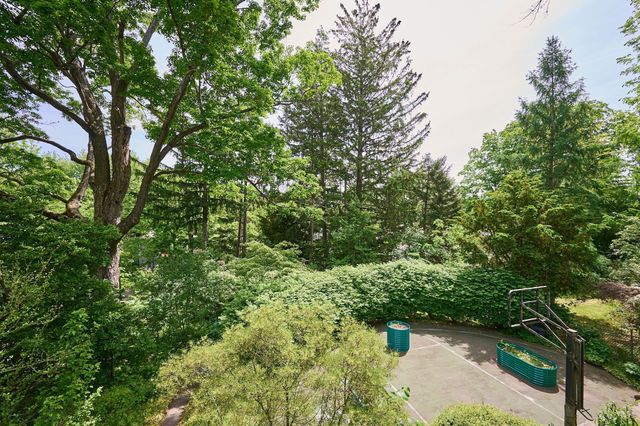 63 Prospect St., Northampton, MA 01060