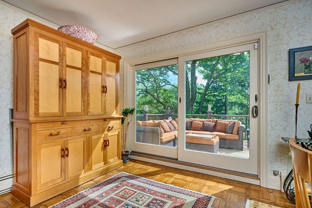 63 Prospect St., Northampton, MA 01060