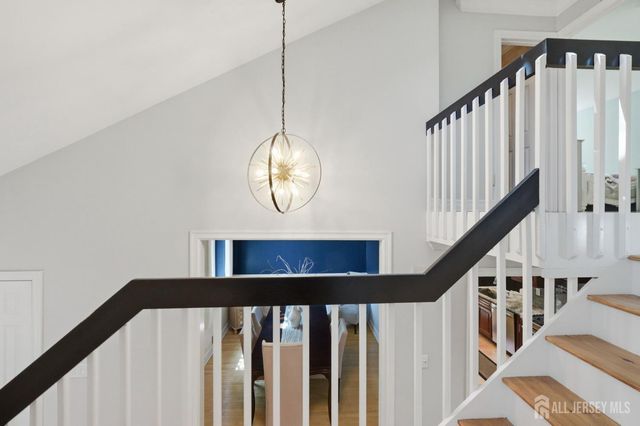 15 Kingsland Circle, South Brunswick, NJ 08852
