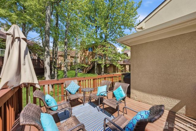 15 Kingsland Circle, South Brunswick, NJ 08852