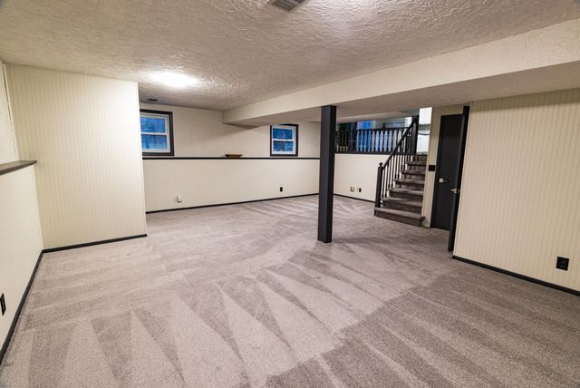 35399 Margurite Lane, Paw Paw, MI 49079