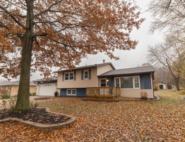 35399 Margurite Lane, Paw Paw, MI 49079