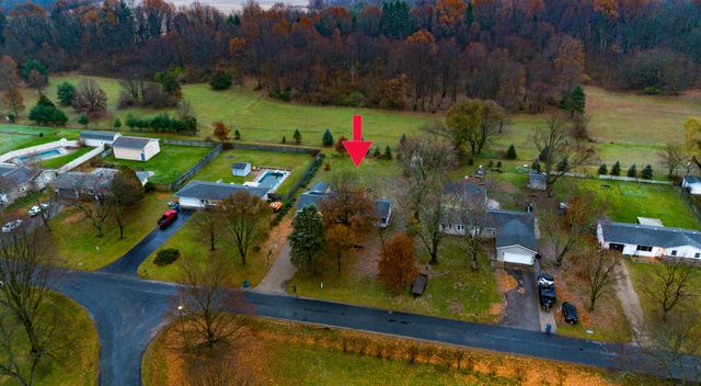 35399 Margurite Lane, Paw Paw, MI 49079