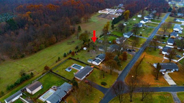 35399 Margurite Lane, Paw Paw, MI 49079