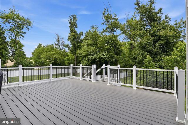 202 BRANCH RD SE, Vienna, VA 22180